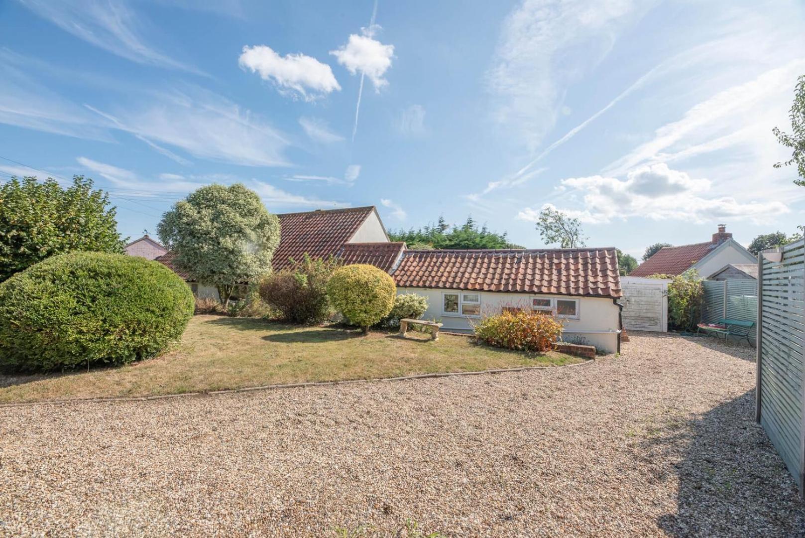 Saxon Cottage, Friston Exterior photo
